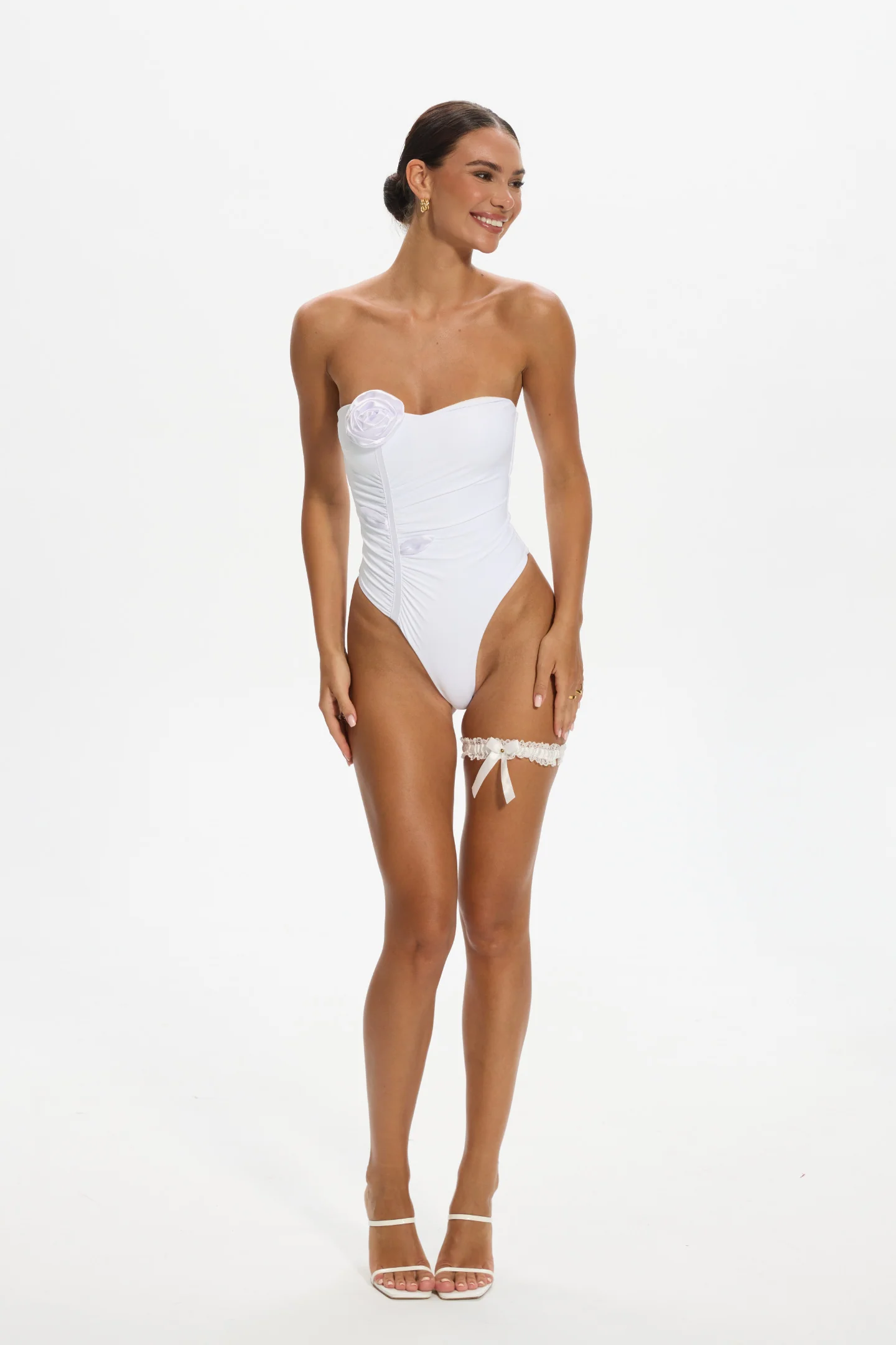Soraya One Piece - White - Image 3